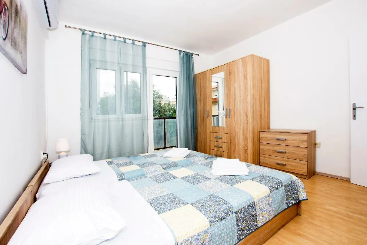 Apartment Korino Split