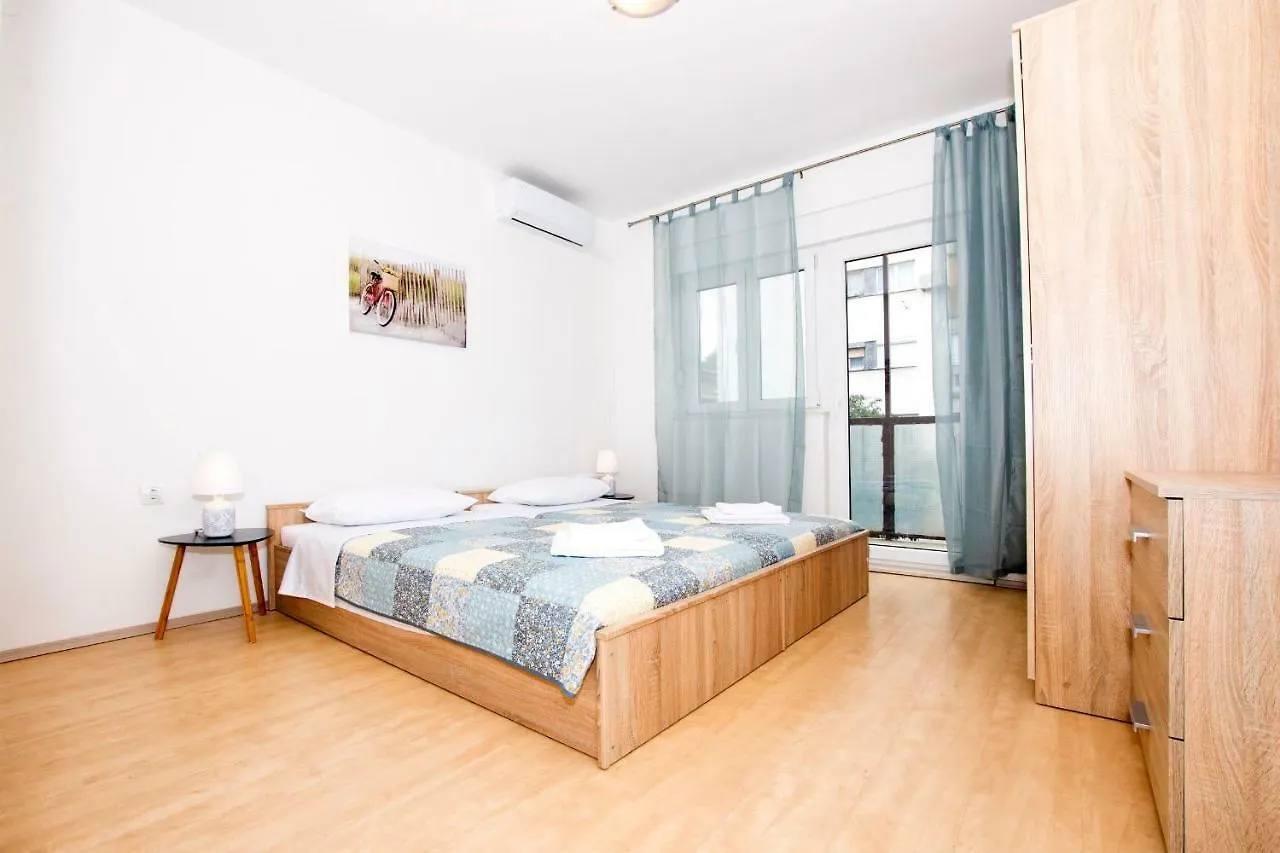 Apartment Korino Split